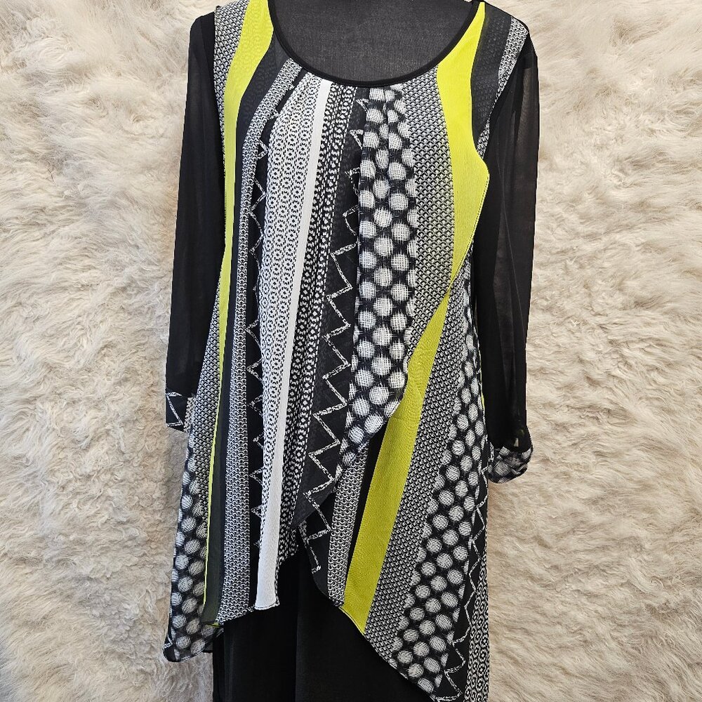 Bali Women's Black and Yellow Sleeveless A-Lined Dress Size 12